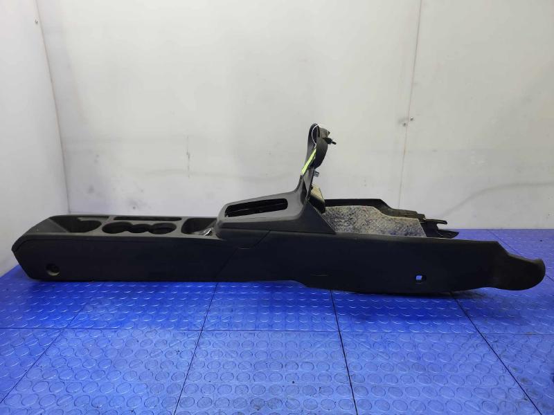 2014 Ford Fiesta Front Console