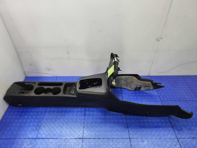2014 Ford Fiesta Front Console