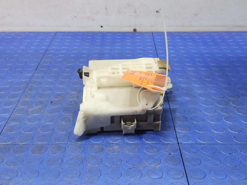 2011-2015 Toyota Prius 1.8L Instrument Panel Junction Block OEM 82730-47510