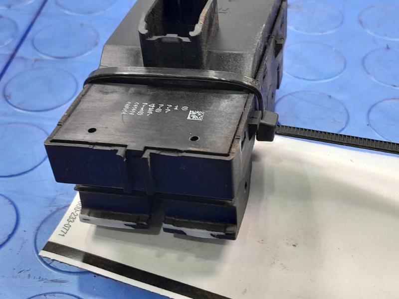 2013 Cadillac ATS Door Switch Front