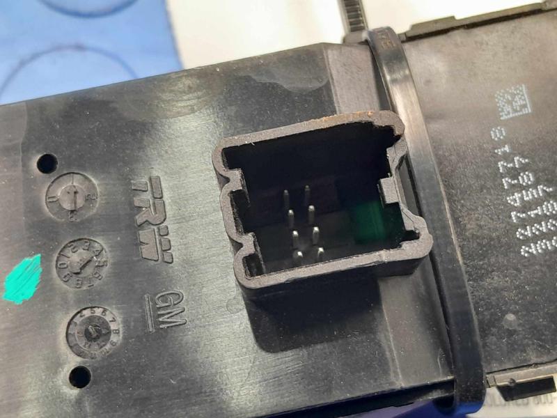 2013 Cadillac ATS Door Switch Front