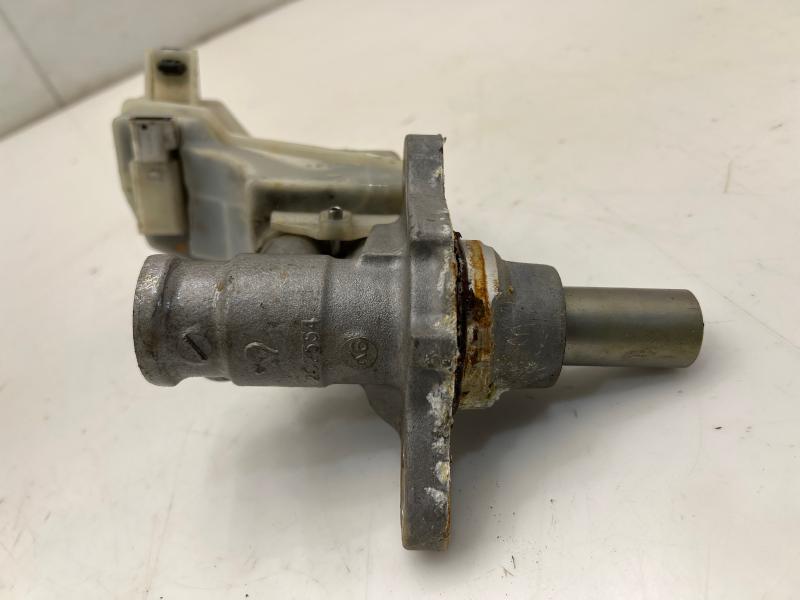 2007 Nissan Altima Master Cylinder