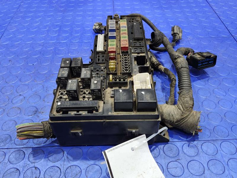 2002 Dodge Dakota Engine Fuse Box