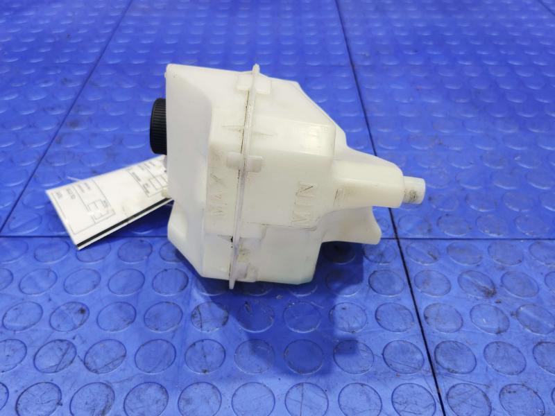 2018 Nissan Maxima Coolant Recovery Bottle