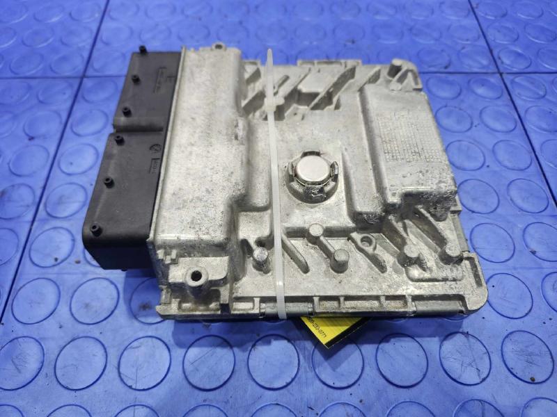 2015 Volkswagen Golf Engine/Motor Brain Box