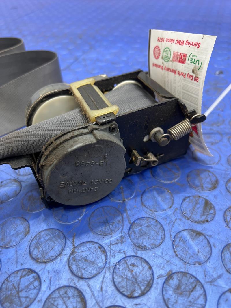 1987 Honda Accord Sedan DX Front Seat Belt Retractor RH Passenger Side Gray OEM
