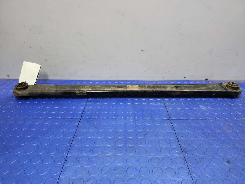 2012 GMC Yukon Track/Watts Linkage