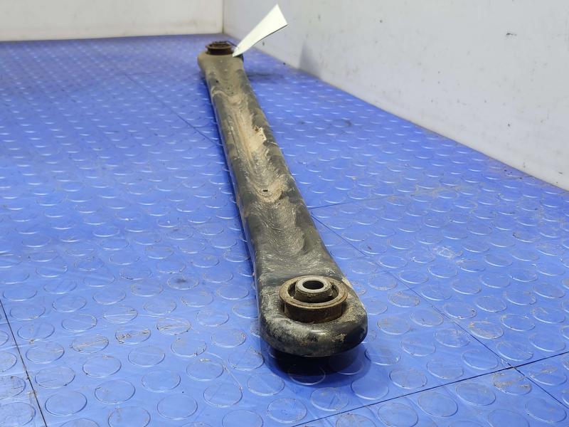 2012 GMC Yukon Track/Watts Linkage