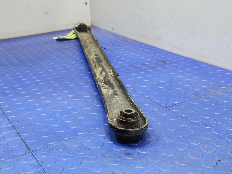 2012 GMC Yukon Track/Watts Linkage