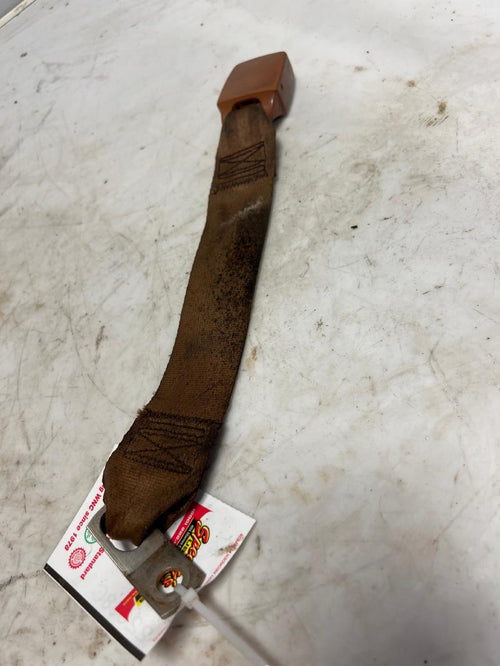 1983 - 1986 Nissan 720 Pickup Center Seat Belt Buckle Brown OEM