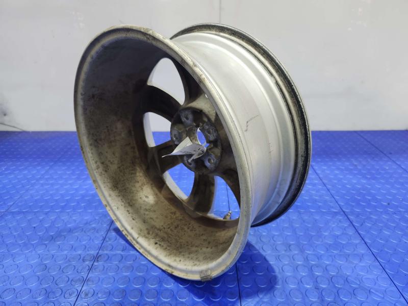 2011 Kia Sorento Wheel