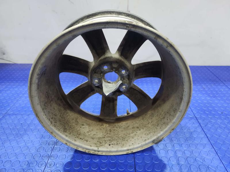 2011 Kia Sorento Wheel