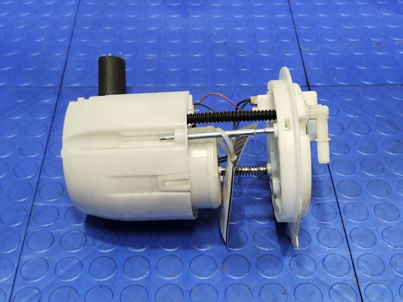 2009-2020 Dodge Journey 2.4L FWD OEM Fuel Pump Assembly Genuine 04743907AA