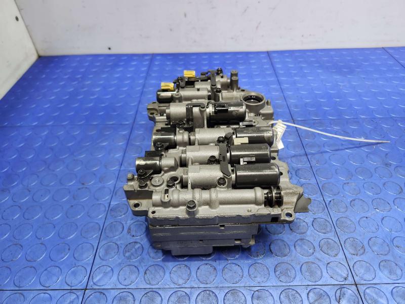 2015 Volkswagen Beetle Transmission Valve Body
