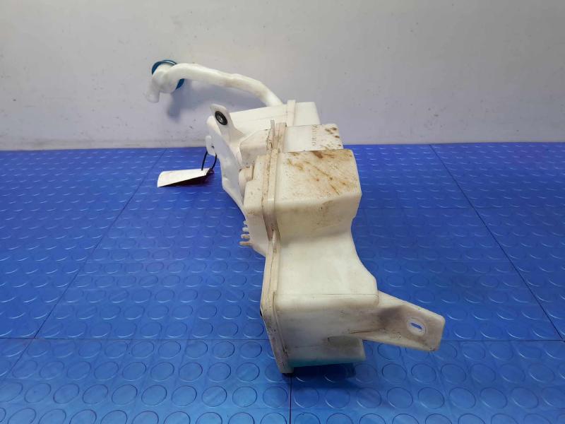 2018 Volvo S90 Washer Bottle