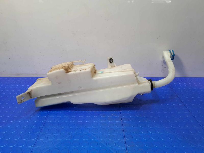 2018 Volvo S90 Washer Bottle