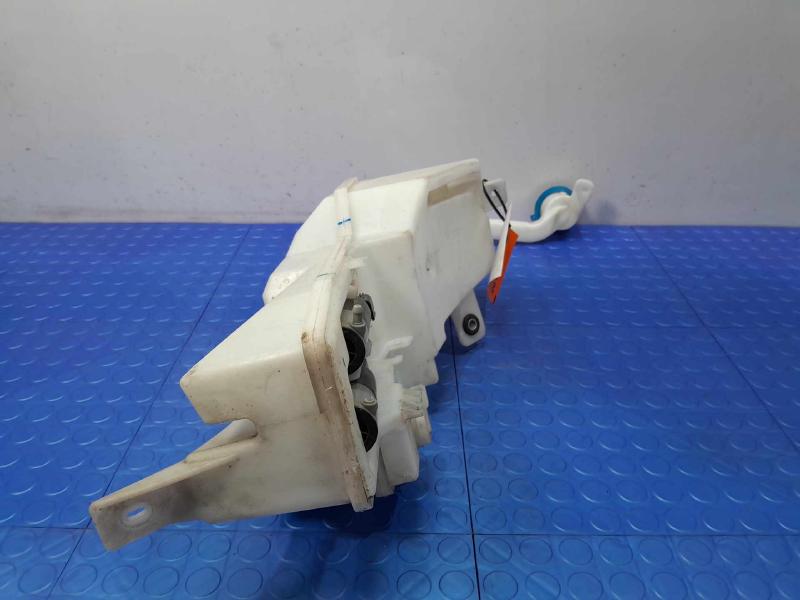 2018 Volvo S90 Washer Bottle