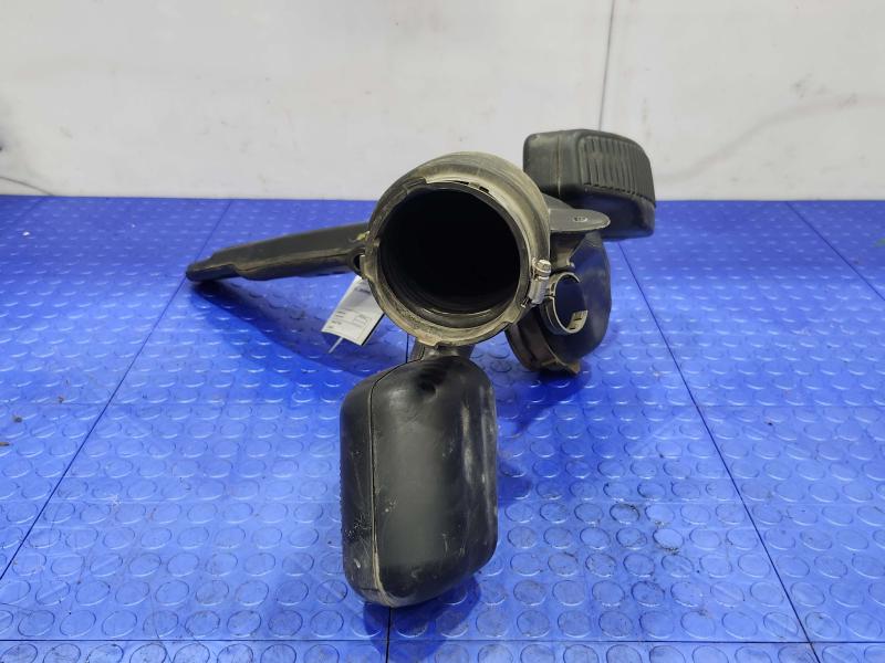 2017 Chevrolet Silverado 2500 Air Intake Tube/Resonator