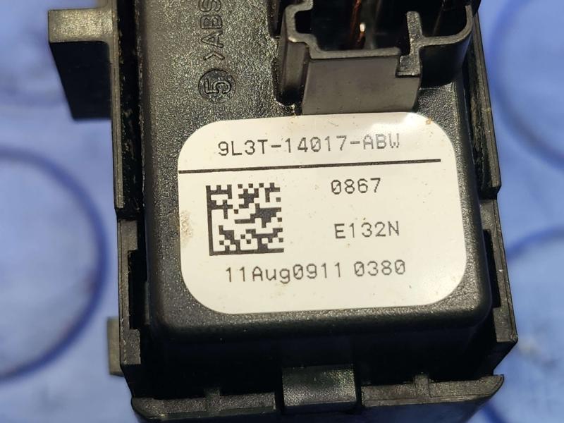 2011 Ford F-150 Door Switch Front