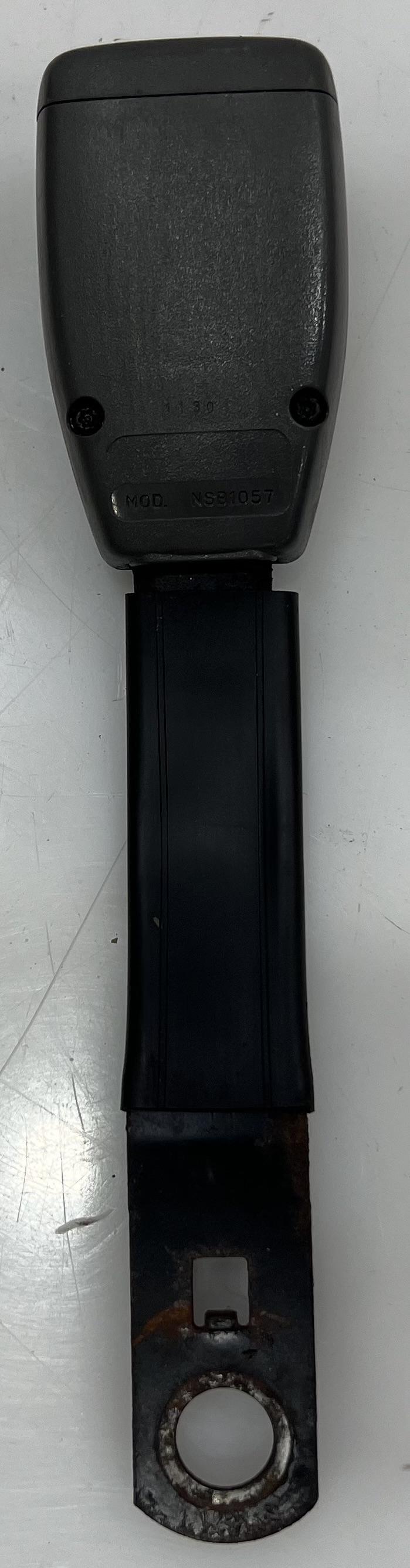 2001 Isuzu Trooper Front Seat Belt