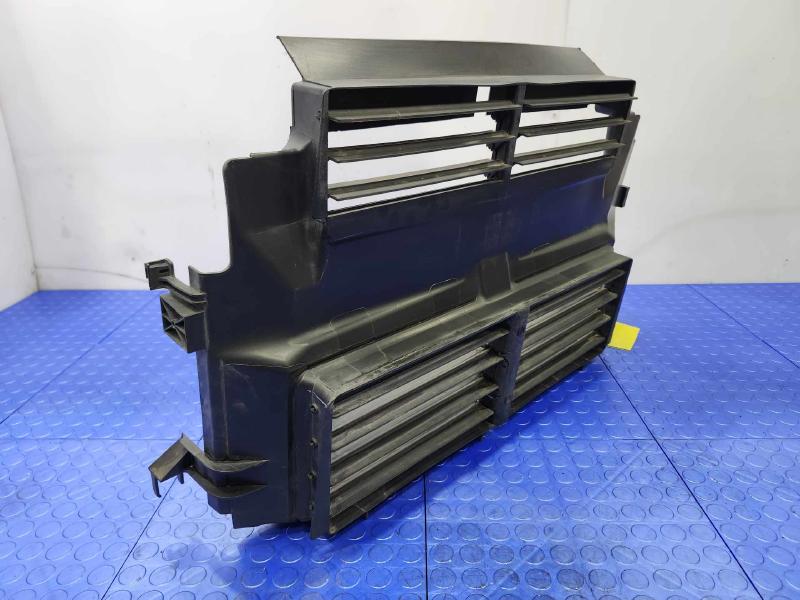 2012-2014 Ford Focus Radiator Engine Air Shutter Genuine OEM CM5Z8475A