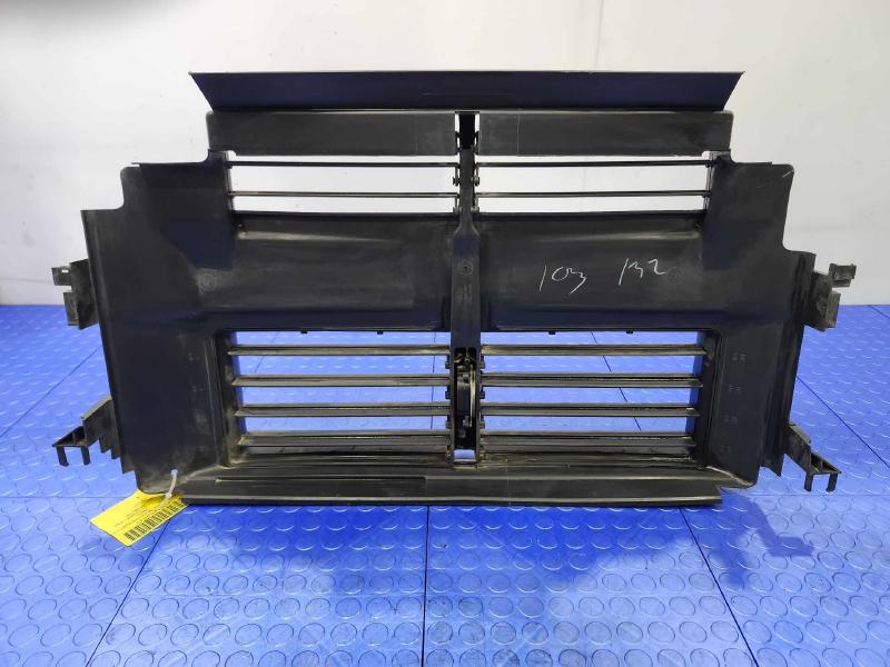 2012-2014 Ford Focus Radiator Engine Air Shutter Genuine OEM CM5Z8475A