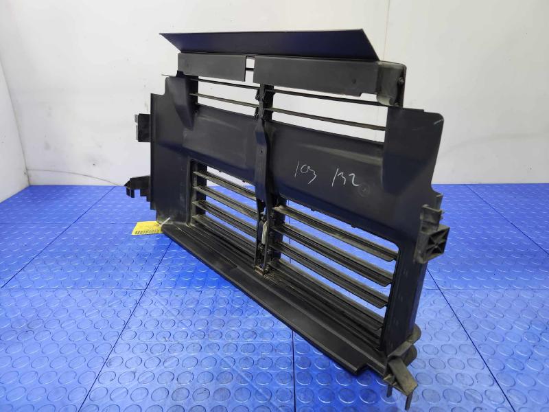 2012-2014 Ford Focus Radiator Engine Air Shutter Genuine OEM CM5Z8475A