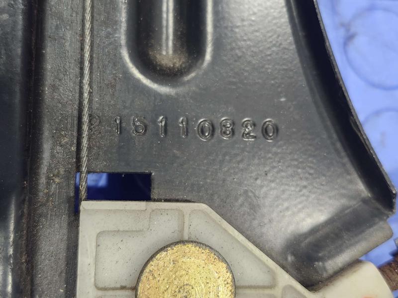 2004 Ford Explorer Back Glass Regulator