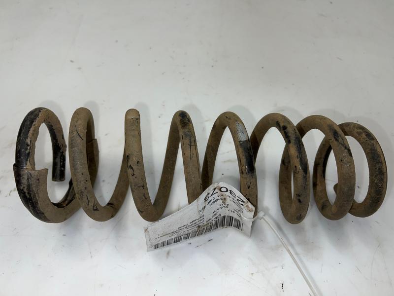 2011 - 2013 Hyundai Sonata 2.4L Rear Suspension Coil Spring OEM 553503Q010