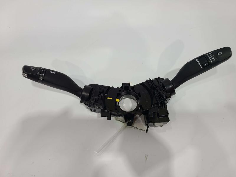 2015 Genesis Genesis Combination Switch