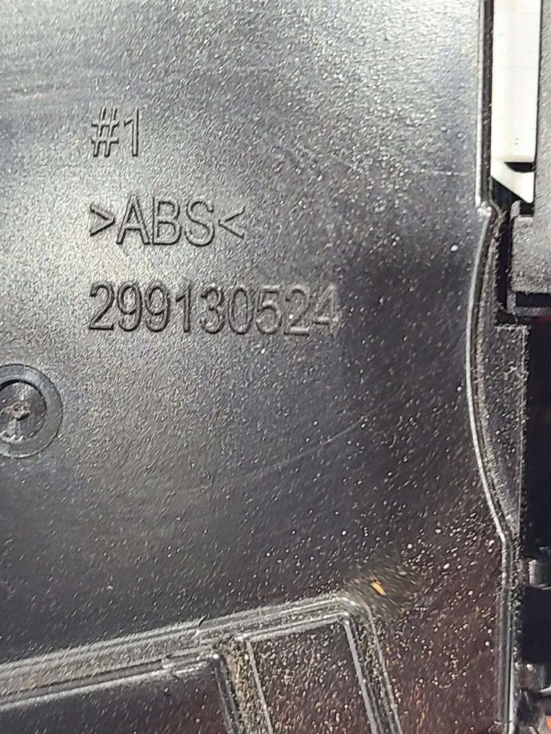 2015 Genesis Genesis Combination Switch