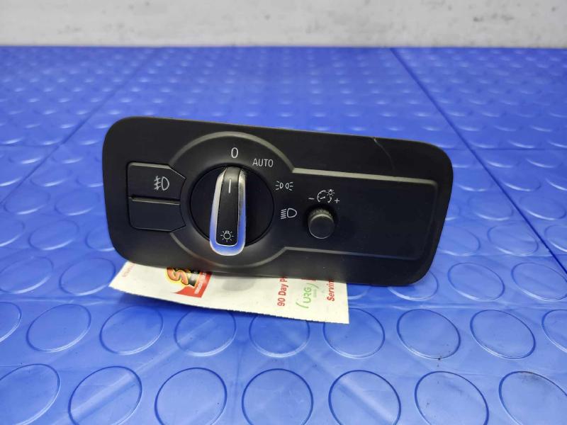 2011 Volkswagen Touareg Headlight Switch (Dash Mtd)