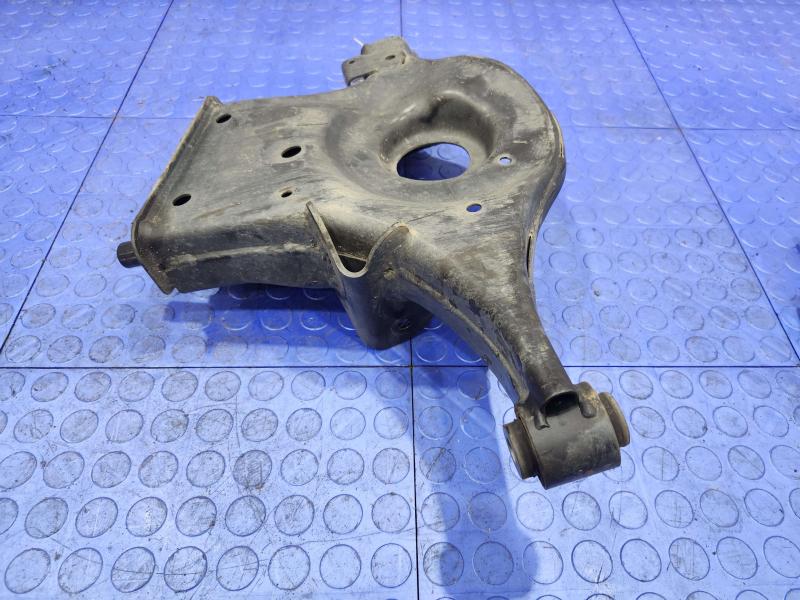2018 Nissan Maxima Lower Control Arm Rr