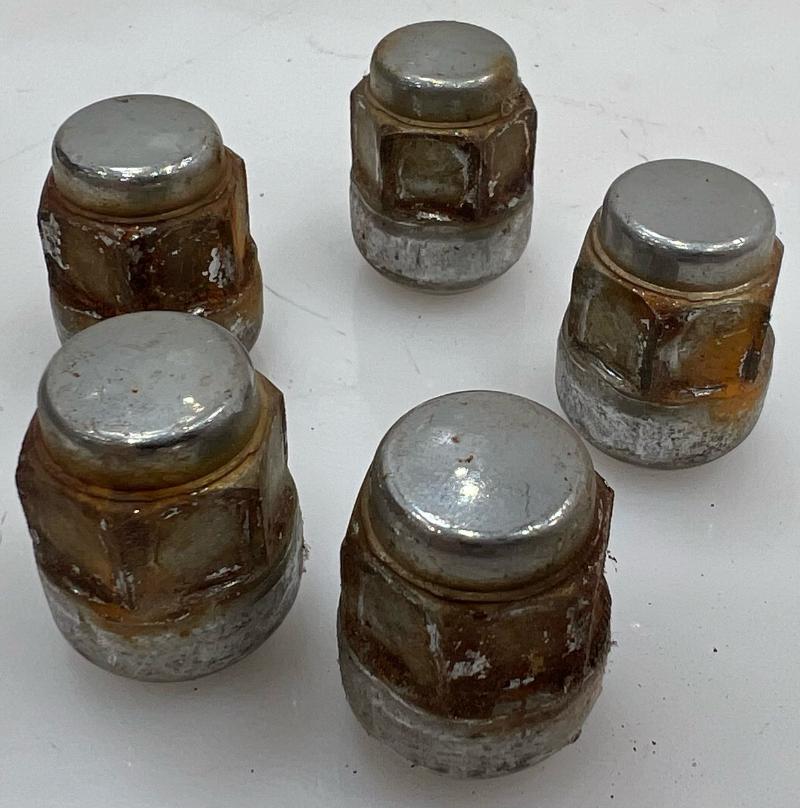 2001 Acura TL Lug Nuts