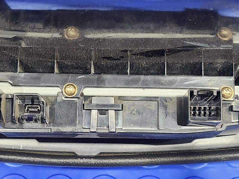 2015 GMC Yukon / Yukon XL Radio Control Panel Display Screen Assembly OEM 23235634