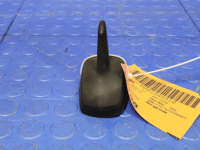 2015 Volkswagen Beetle Antenna