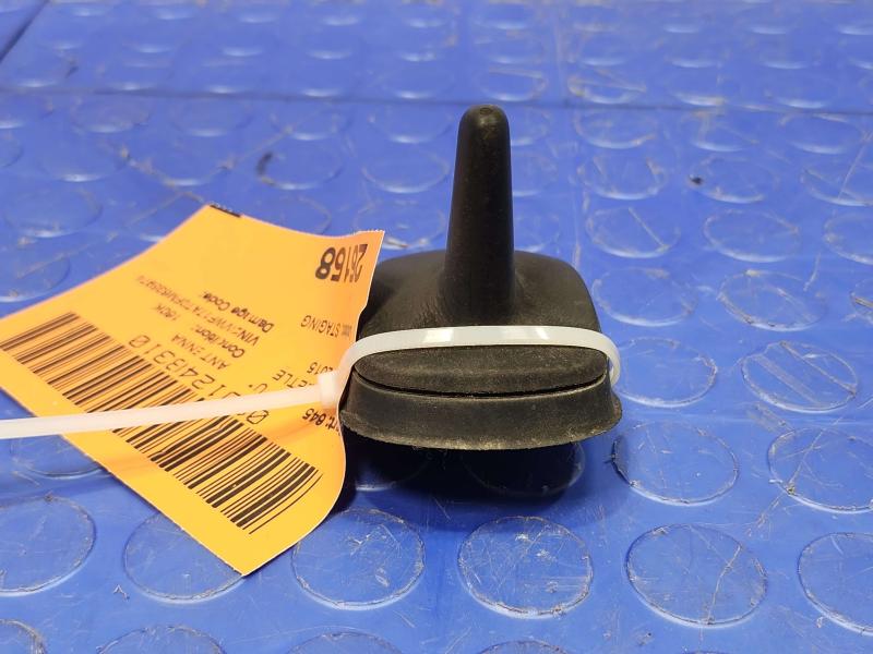 2015 Volkswagen Beetle Antenna