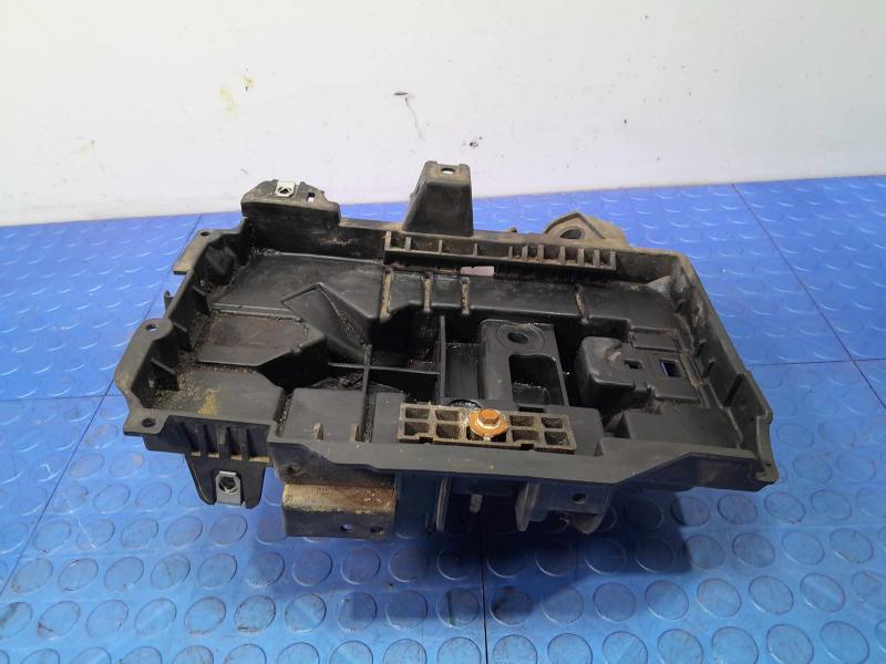 2015-2017 Chrysler 200 Battery Tray Carrier Genuine OEM Part 68186053AC