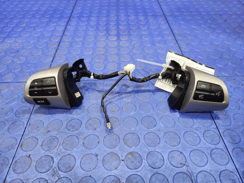 2011 Toyota Corolla Combination Switch