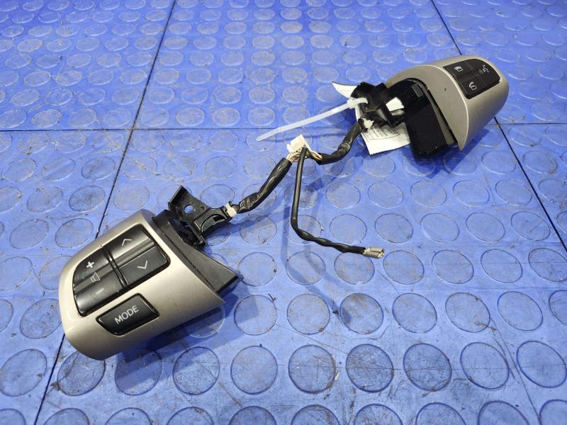 2011 Toyota Corolla Combination Switch