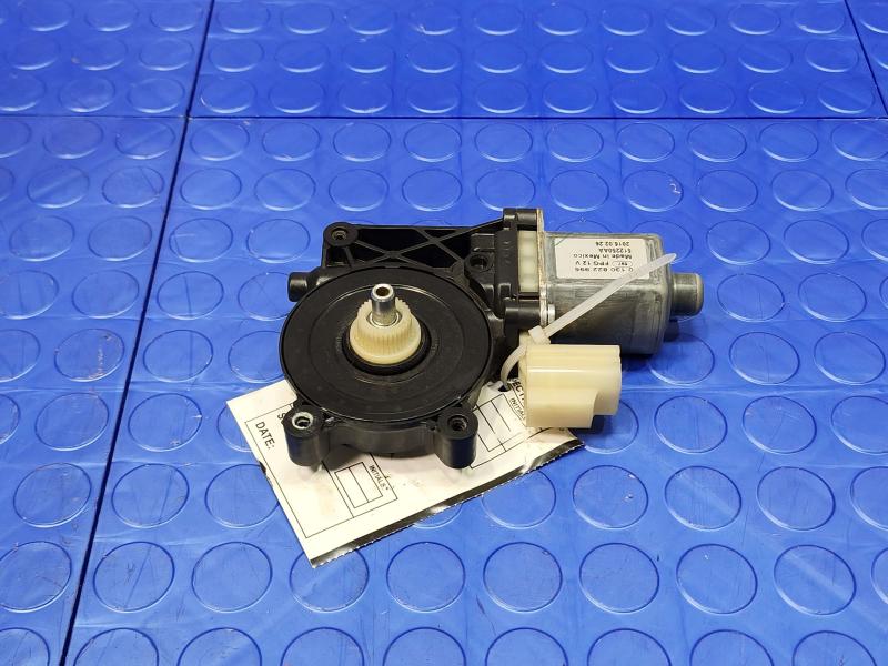 2015 Ford F-150 Back Glass Regulator