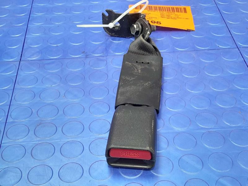 2013 Infiniti FX35 Rear Seat Belt