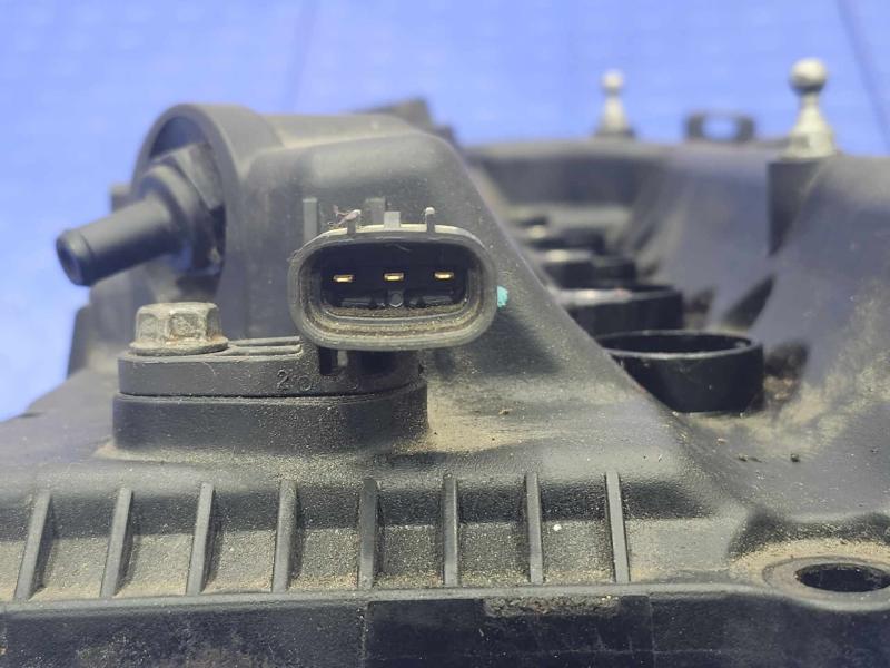 2018 Hyundai Elantra Valve Cover
