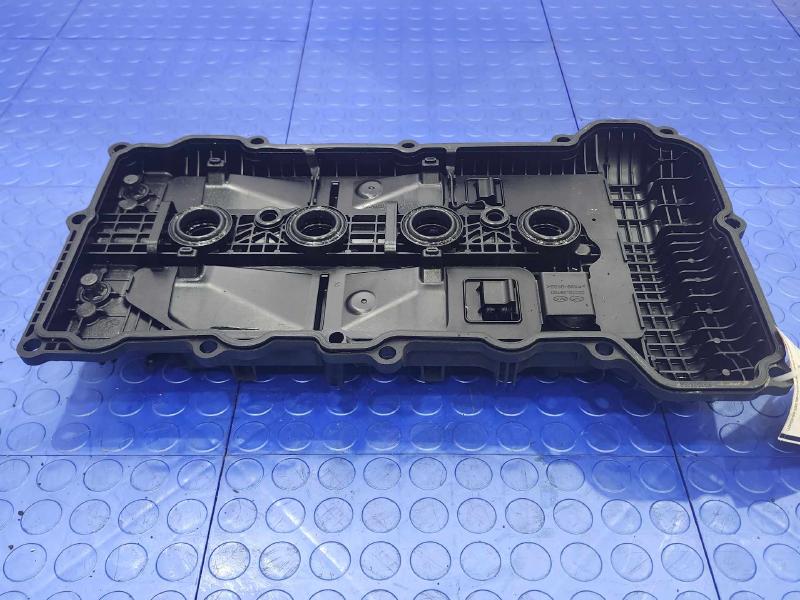 2018 Hyundai Elantra Valve Cover