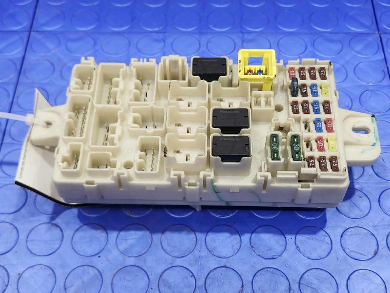 2014 Mitsubishi Mirage Cabin Fuse Box