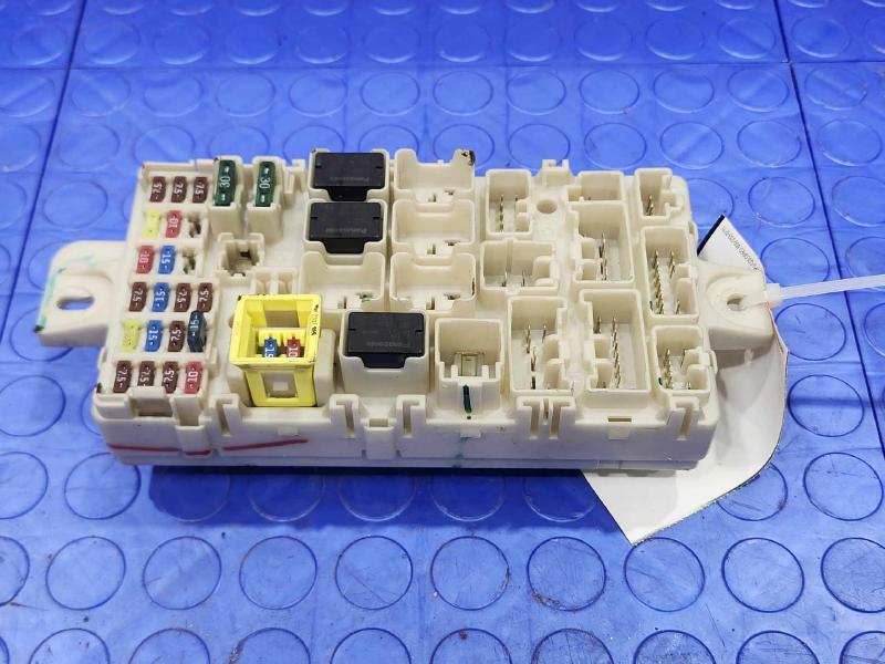 2014 Mitsubishi Mirage Cabin Fuse Box