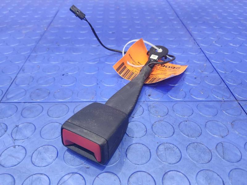 2017 Audi Q7 Front Seat Belt