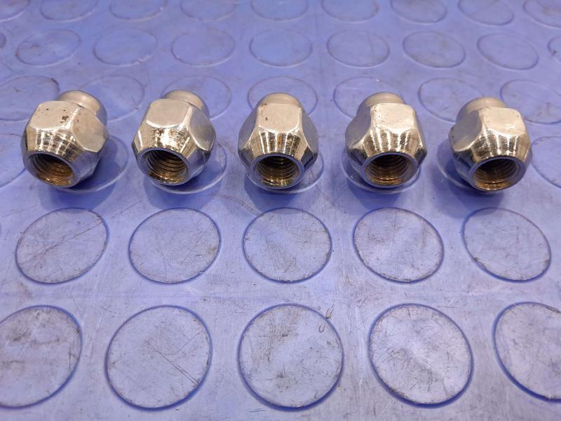 2022 Hyundai Ioniq 5 Lug Nuts