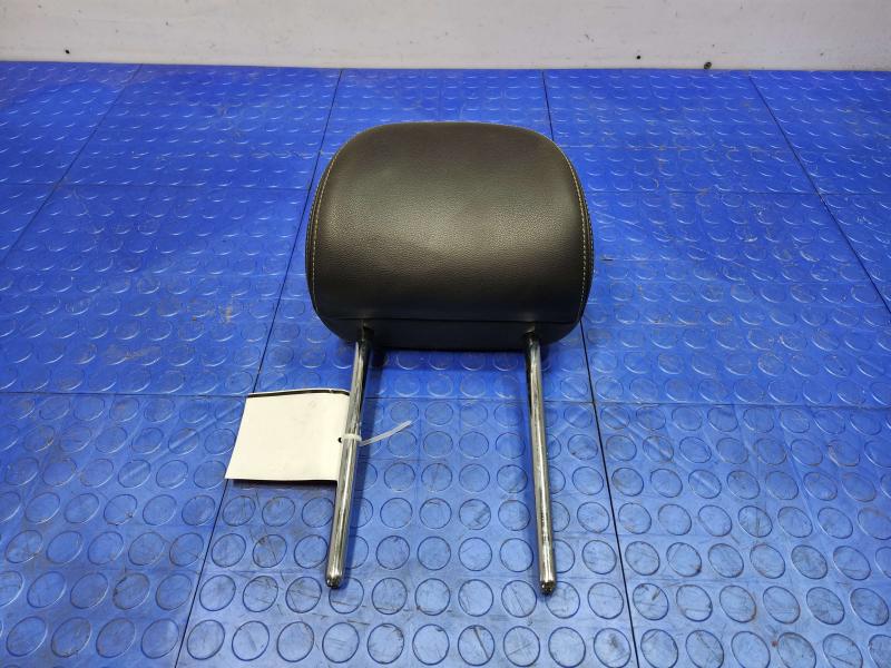 2015 Volkswagen Beetle Headrest