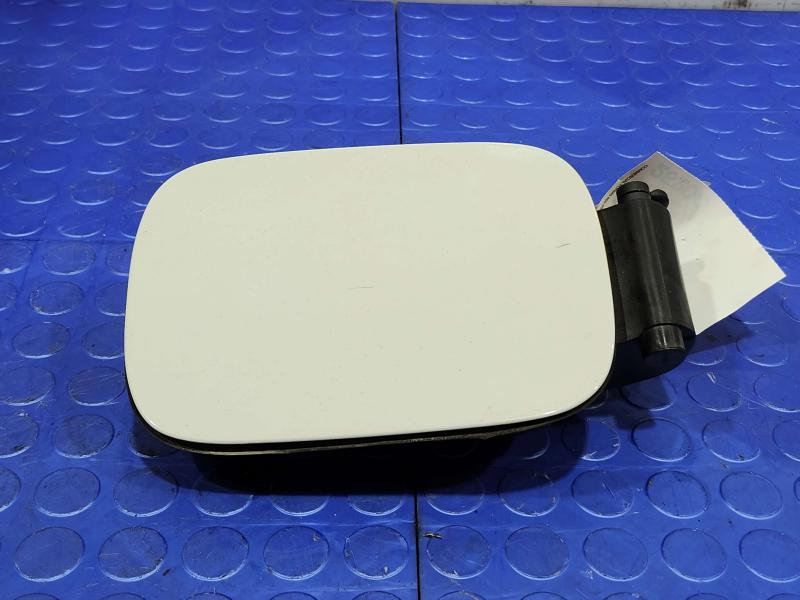 2008 BMW 128i Fuel Tank Door